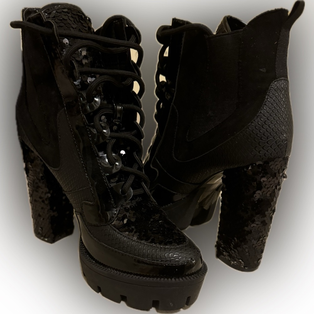 Black Boots Very Cute‼️ NWOT‼️